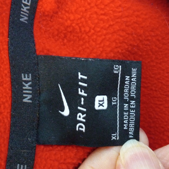 Nike Dri-Fit Hoodie XL pullover Red - Picture 9 of 11